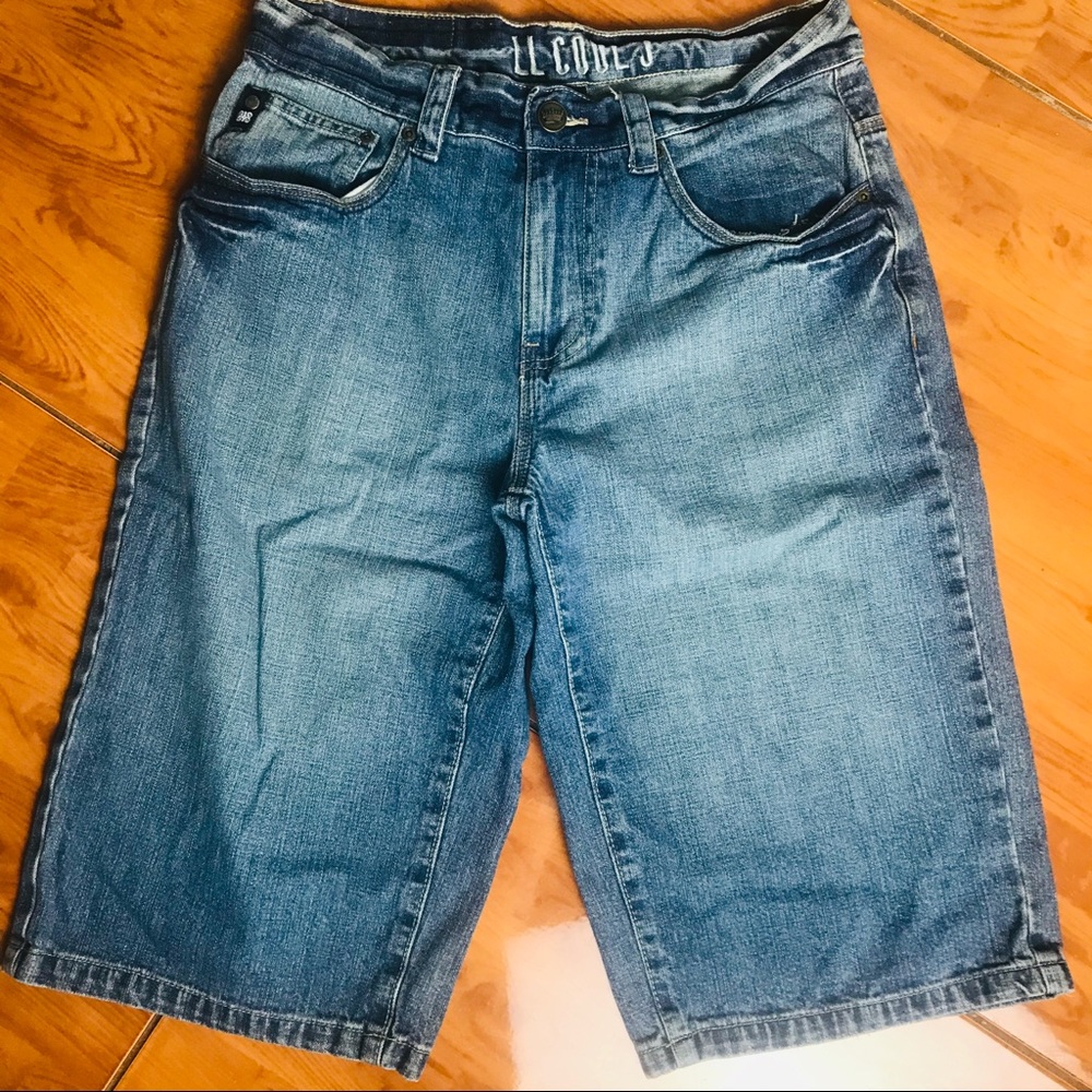 ⭐️LL Cool J jean shorts